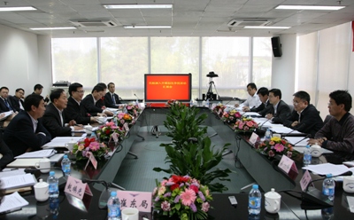 5月12日，中央创先争优活动领导小组办公室副主任傅思和一行来民航调研创先争优工作